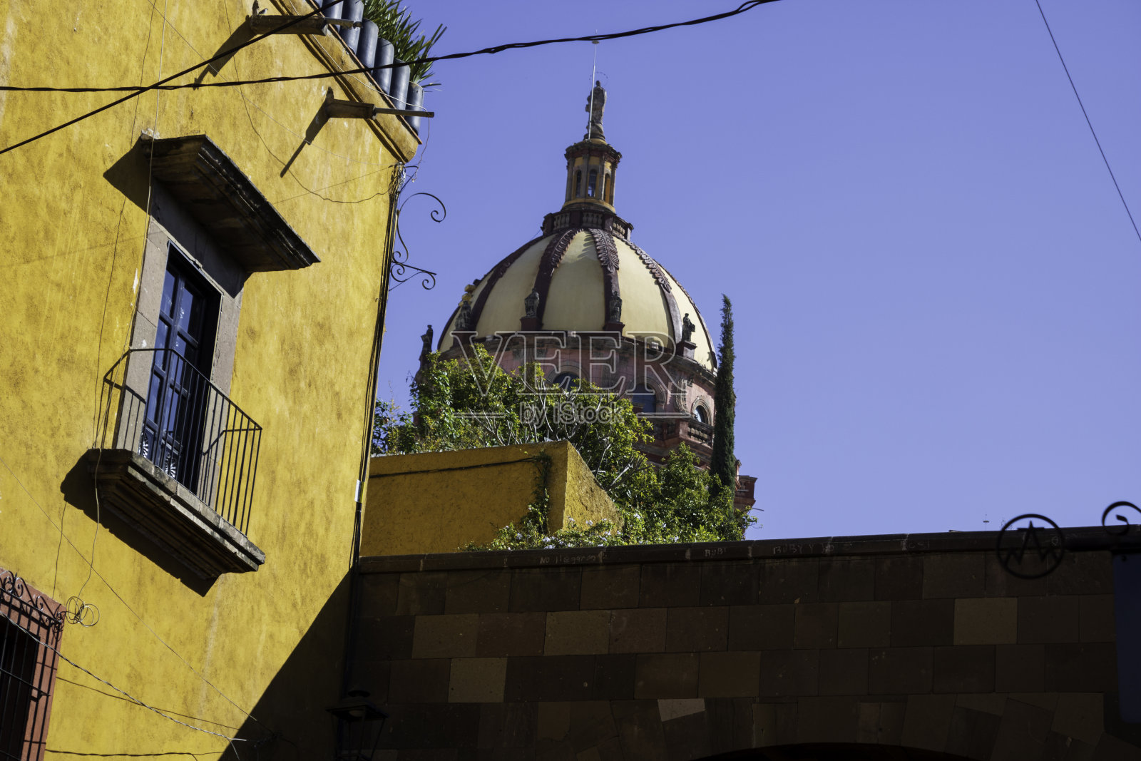 门面,销售和门墨西哥殖民建筑风格,圣米格尔德阿连德瓜纳华托照片摄影图片