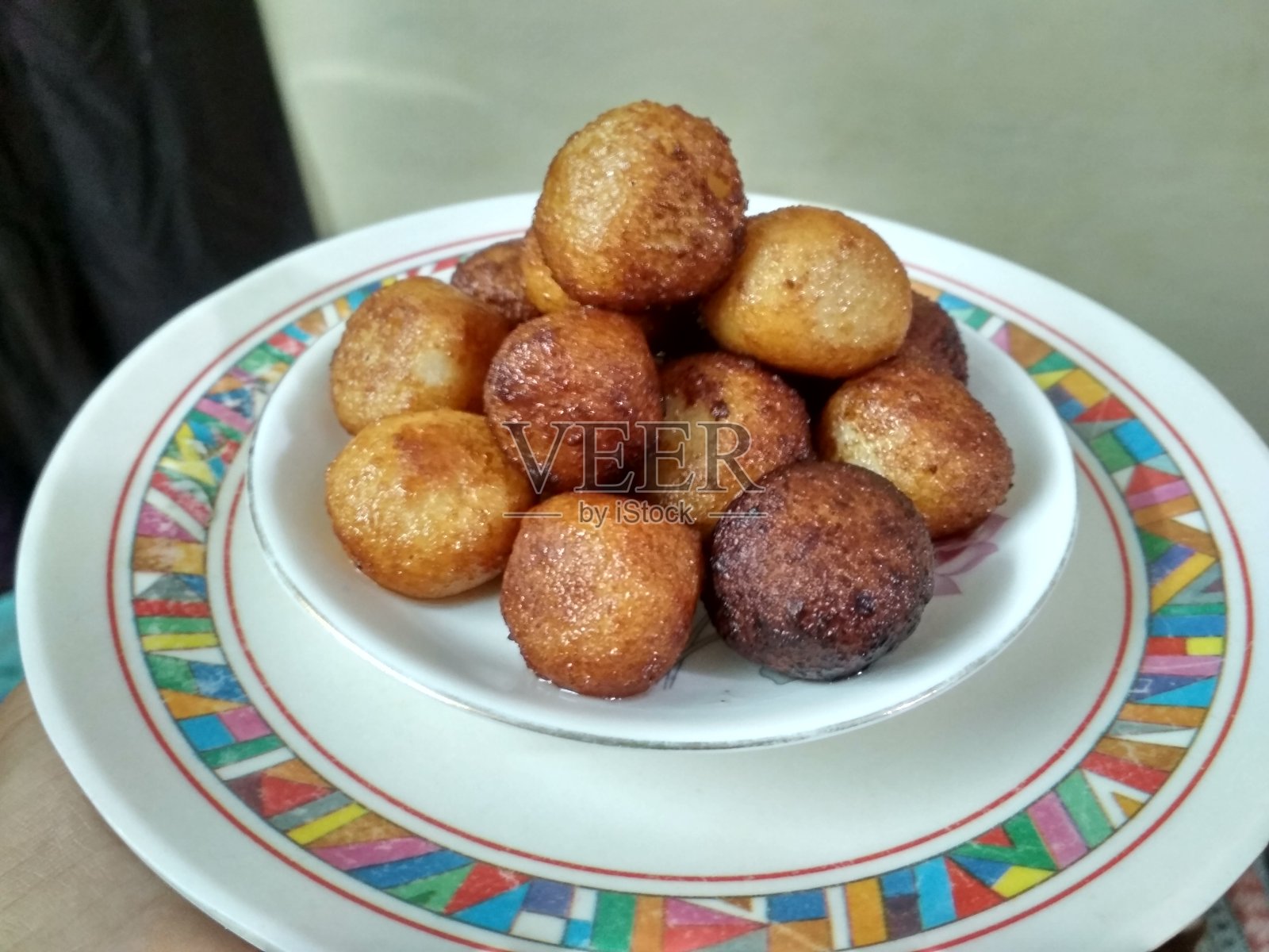 古拉布·贾蒙照片摄影图片