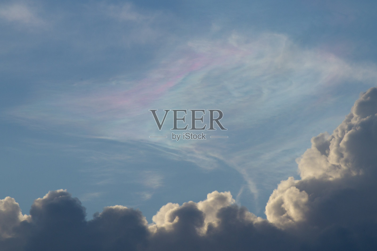 洪都拉斯天堂里五颜六色的彩云,照片摄影图片