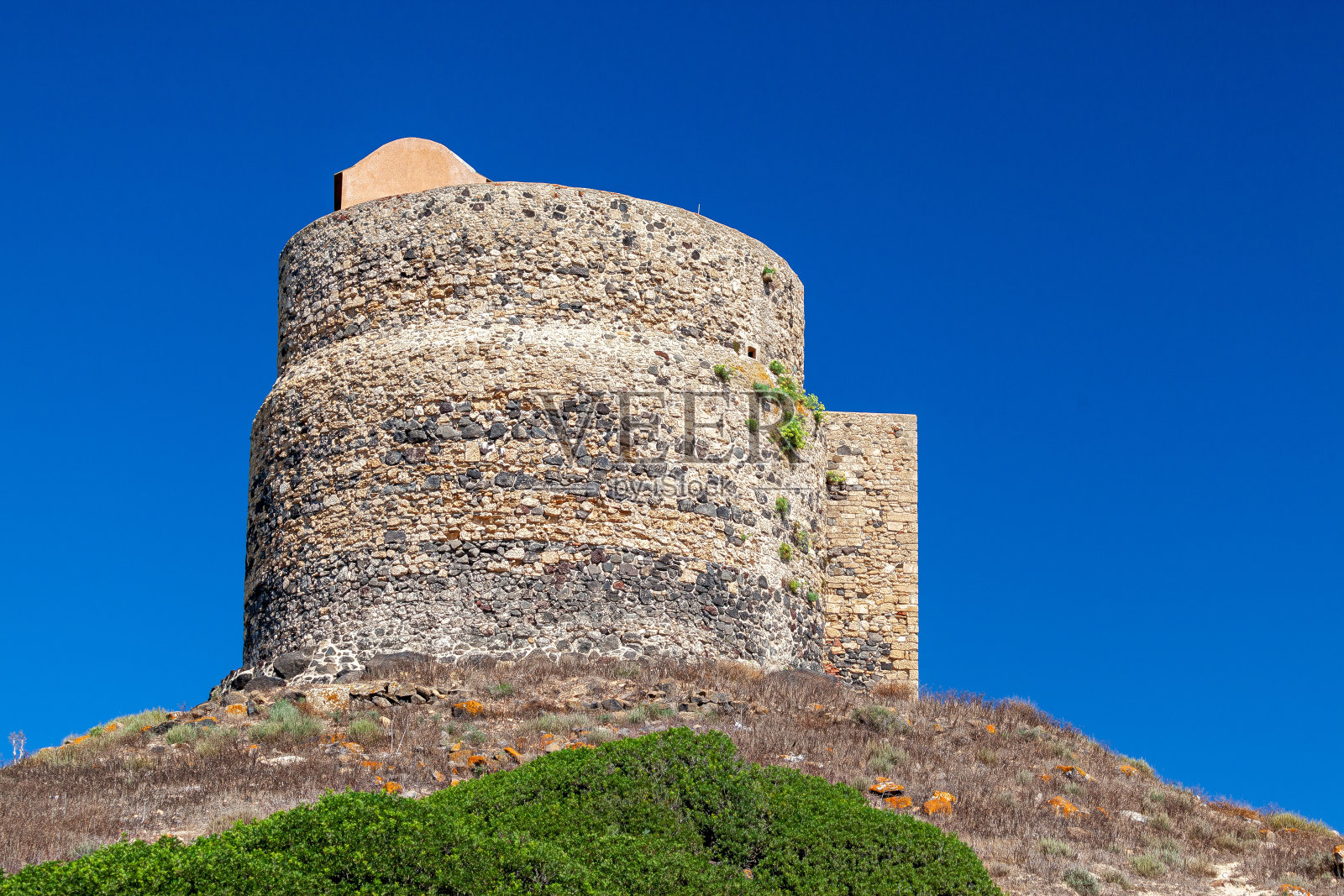 意大利撒丁岛卡布拉斯的圣乔凡尼海岸塔照片摄影图片