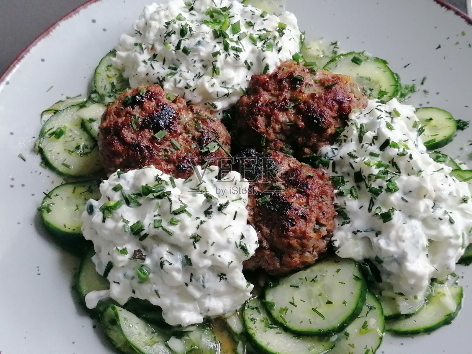 简单,自制和健康的菜肴照片摄影图片