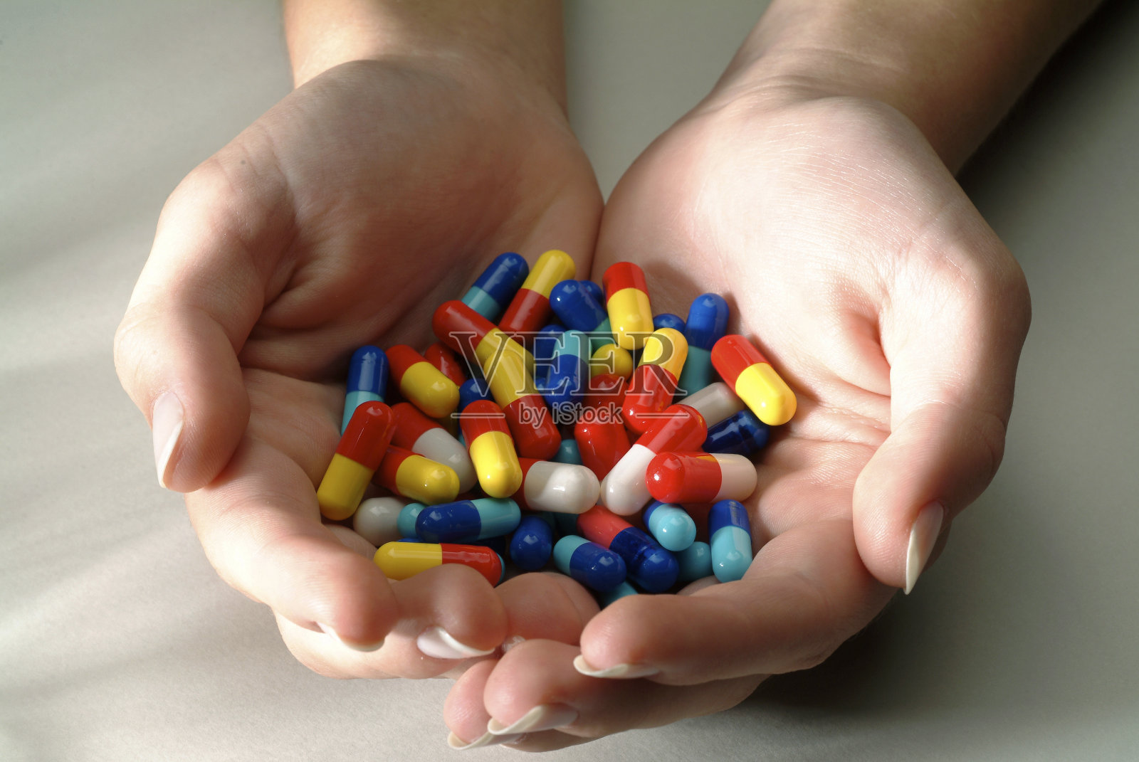 药物治疗照片摄影图片