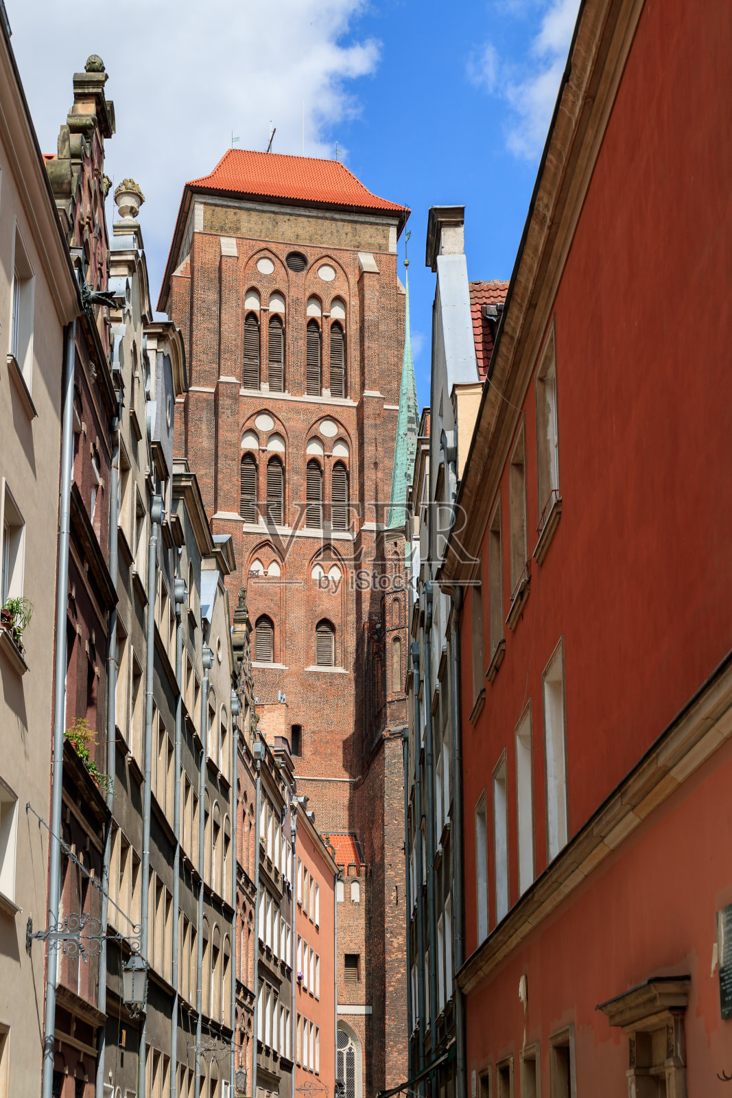 格但斯克圣母升天的圣玛丽大教堂。照片摄影图片