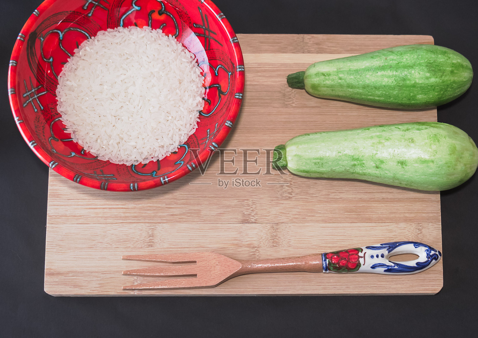 让我们有一个美味和健康的晚餐照片摄影图片