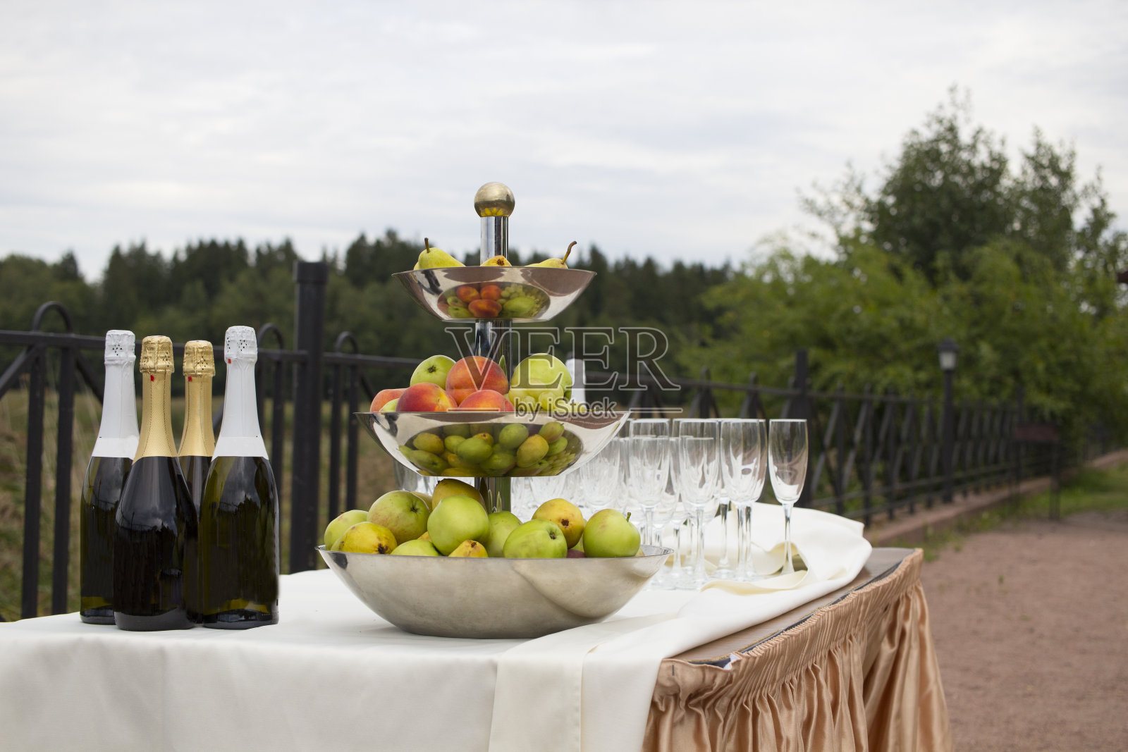 自然的自助餐桌照片摄影图片