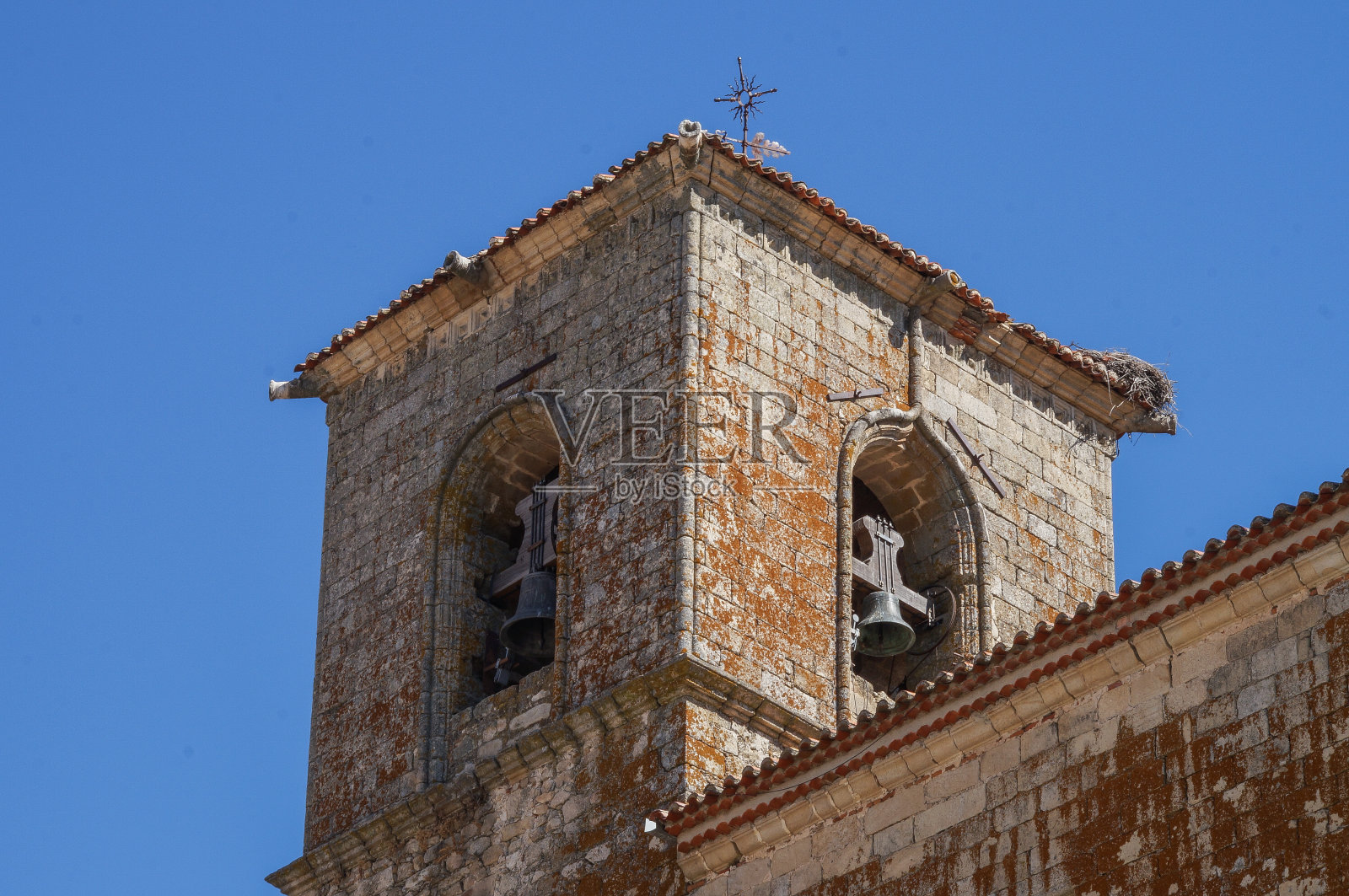 教堂的钟楼照片摄影图片