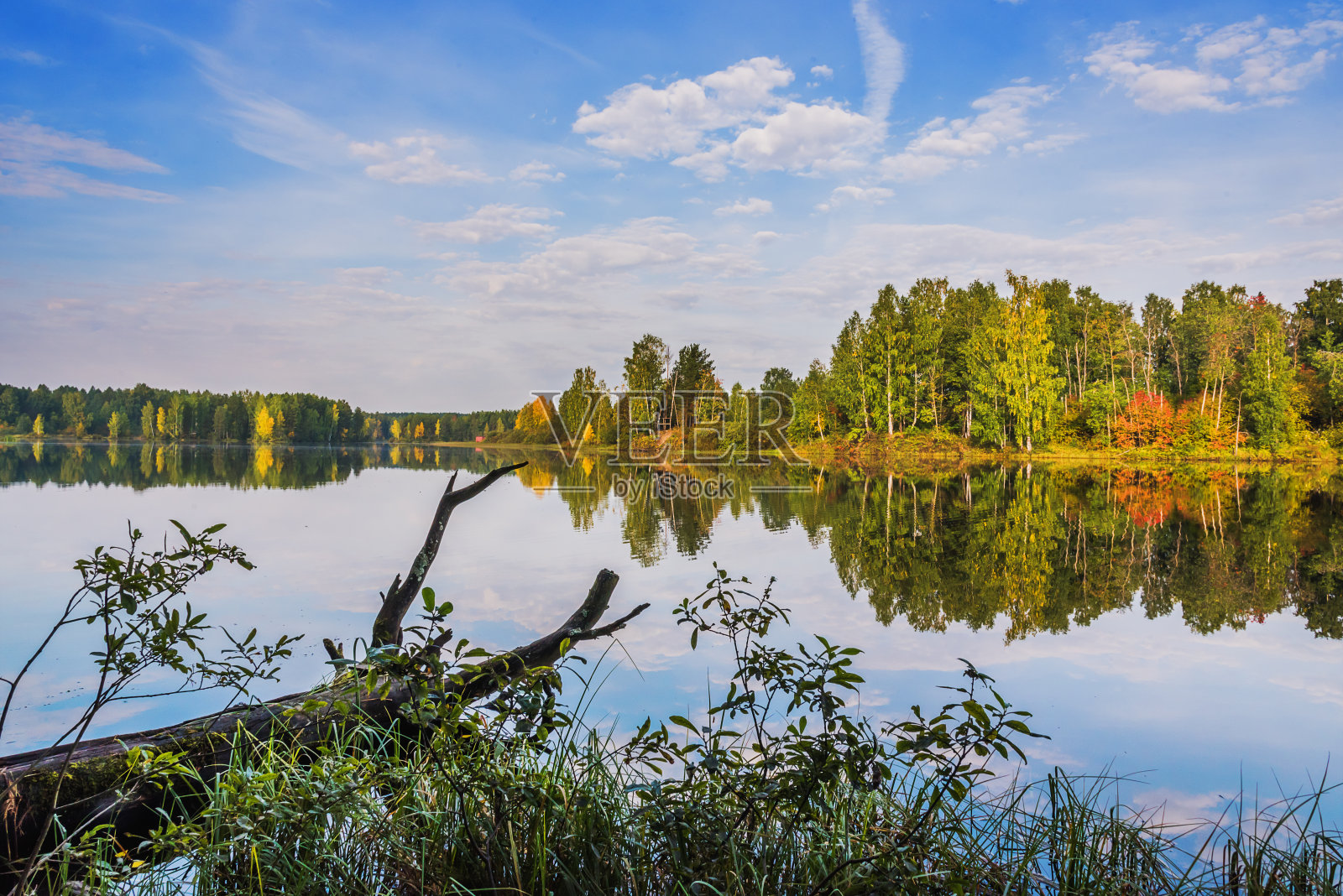 美丽的秋天的风景照片摄影图片