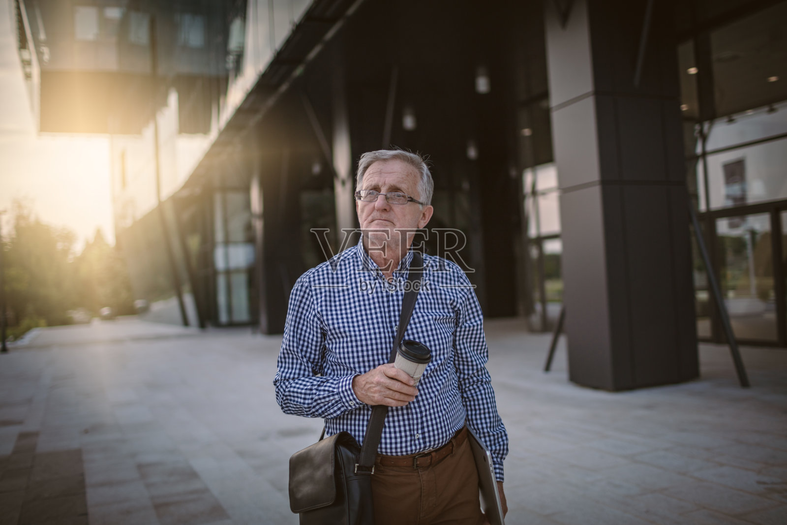 高级商人的肖像照片摄影图片