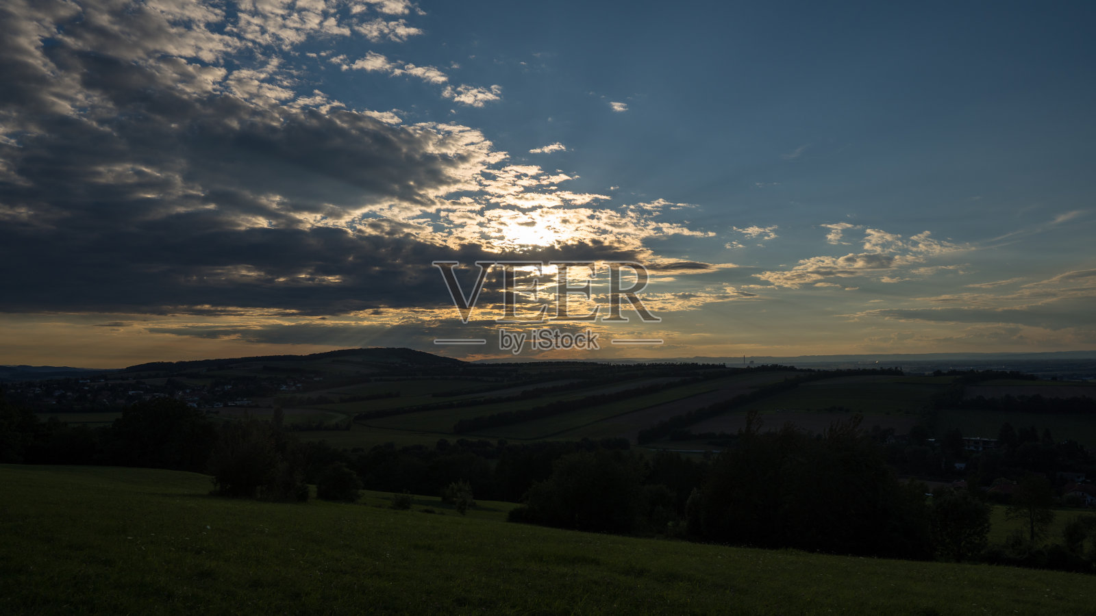 放松的日落-图伦照片摄影图片