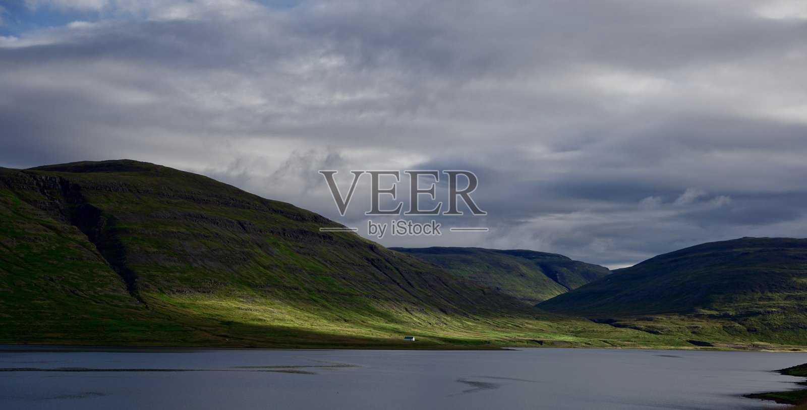 孤独的房子照片摄影图片