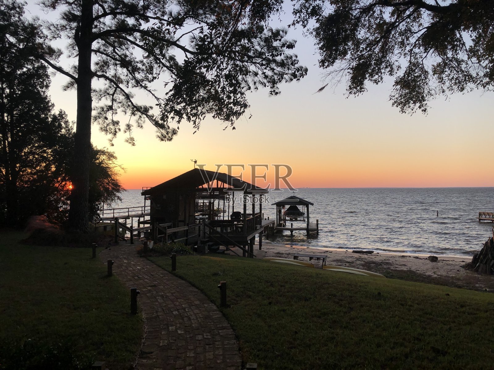 湾日落照片摄影图片