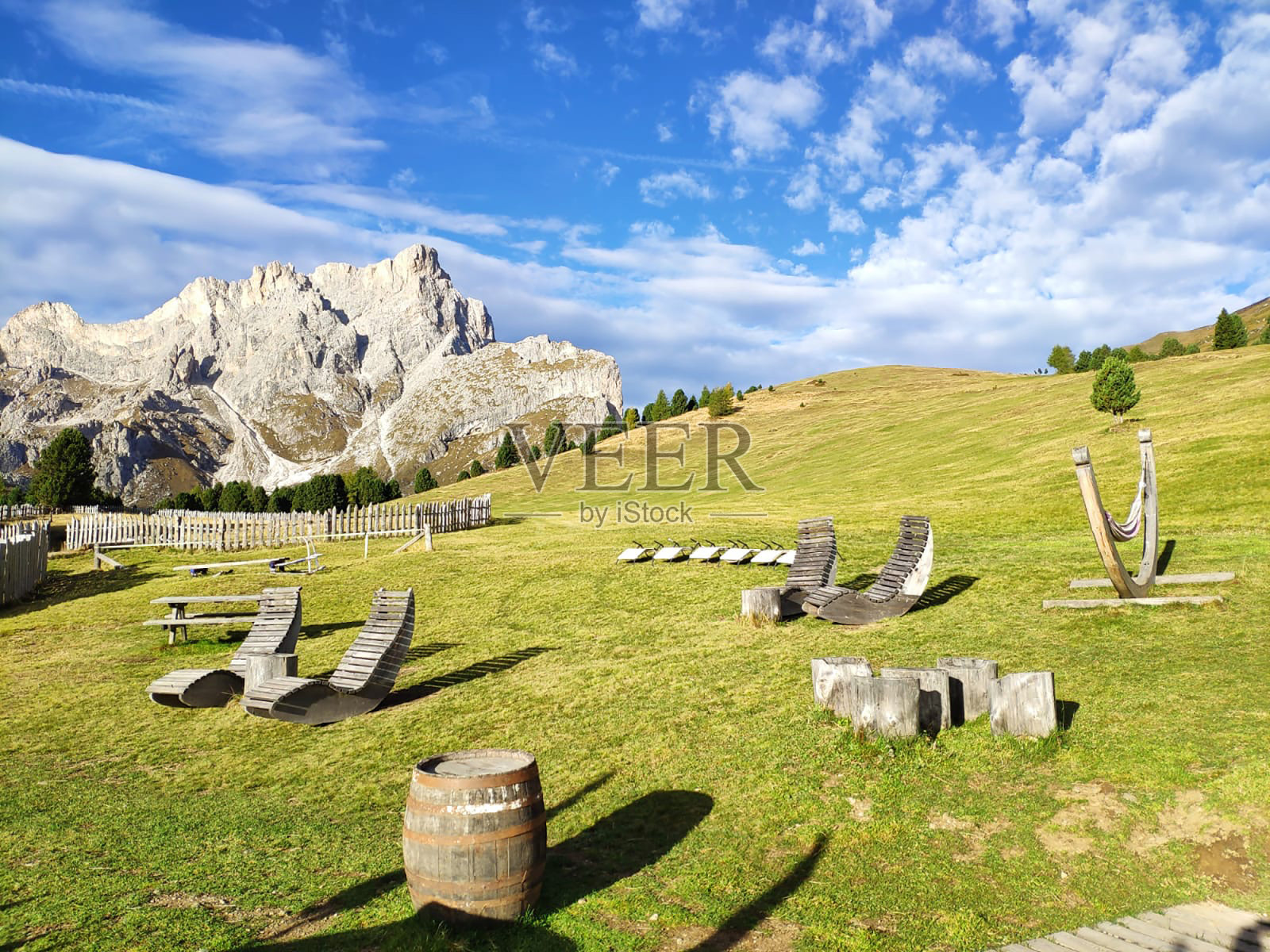 阿尔卑斯山的自然风光照片摄影图片