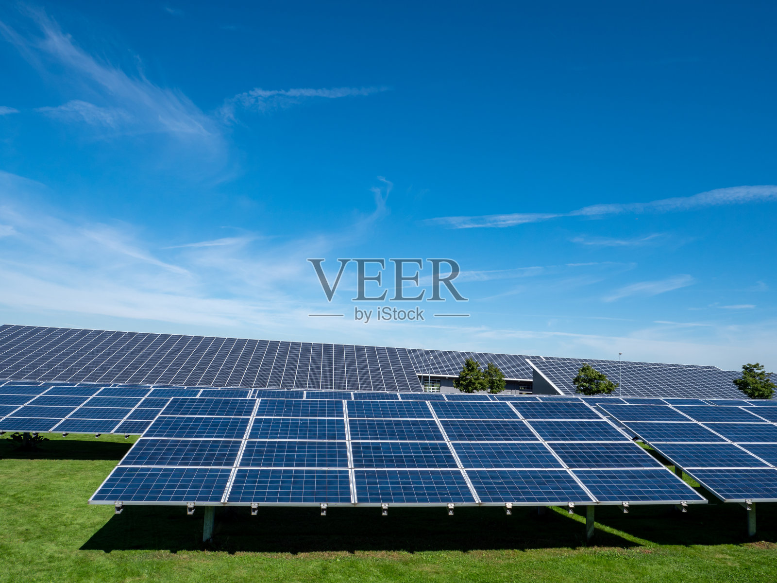 太阳能光伏系统替代能源照片摄影图片