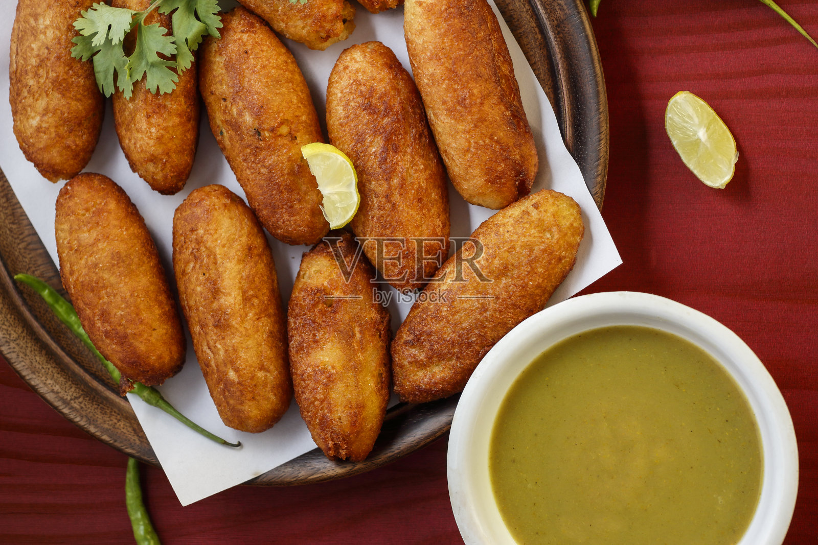 土豆面包卷照片摄影图片