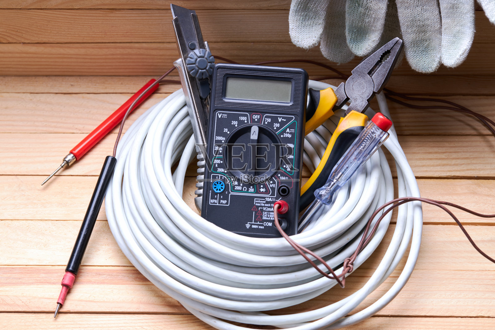 电工工具维修和调整。能源维修服务理念。本空间照片摄影图片