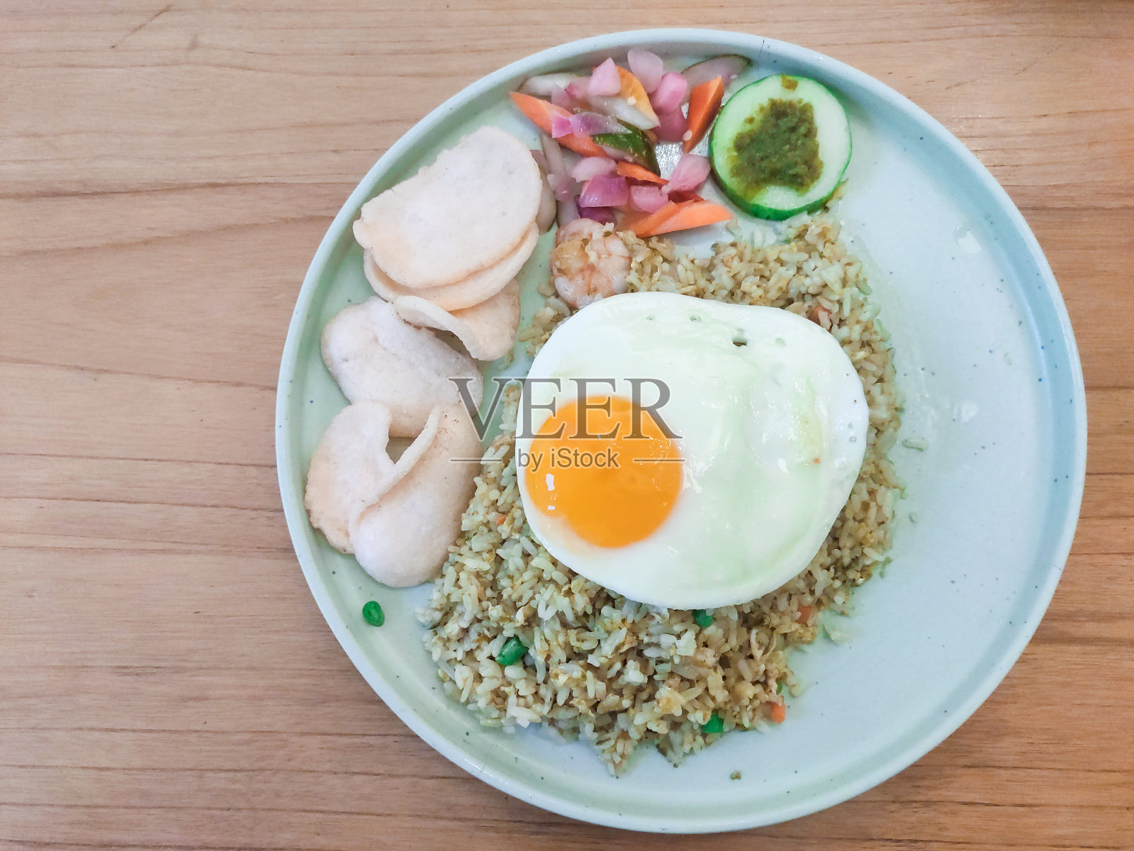 特写绿色炒饭照片摄影图片
