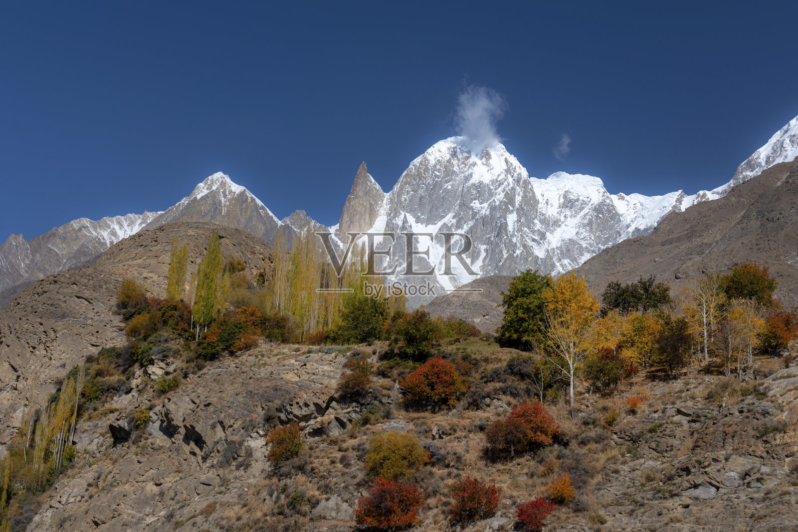 巴基斯坦罕萨的秋天照片摄影图片