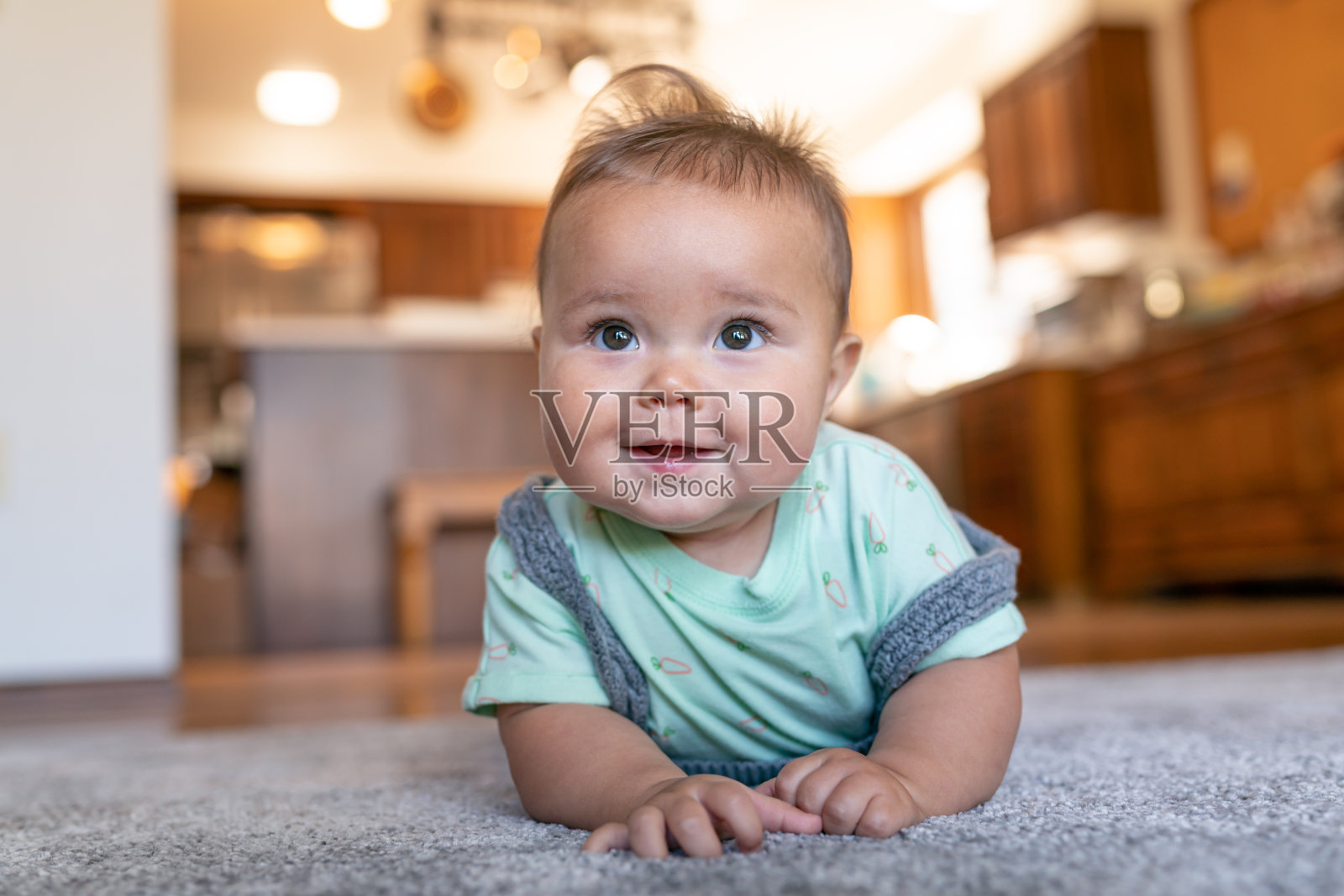 我一天比一天强壮!照片摄影图片