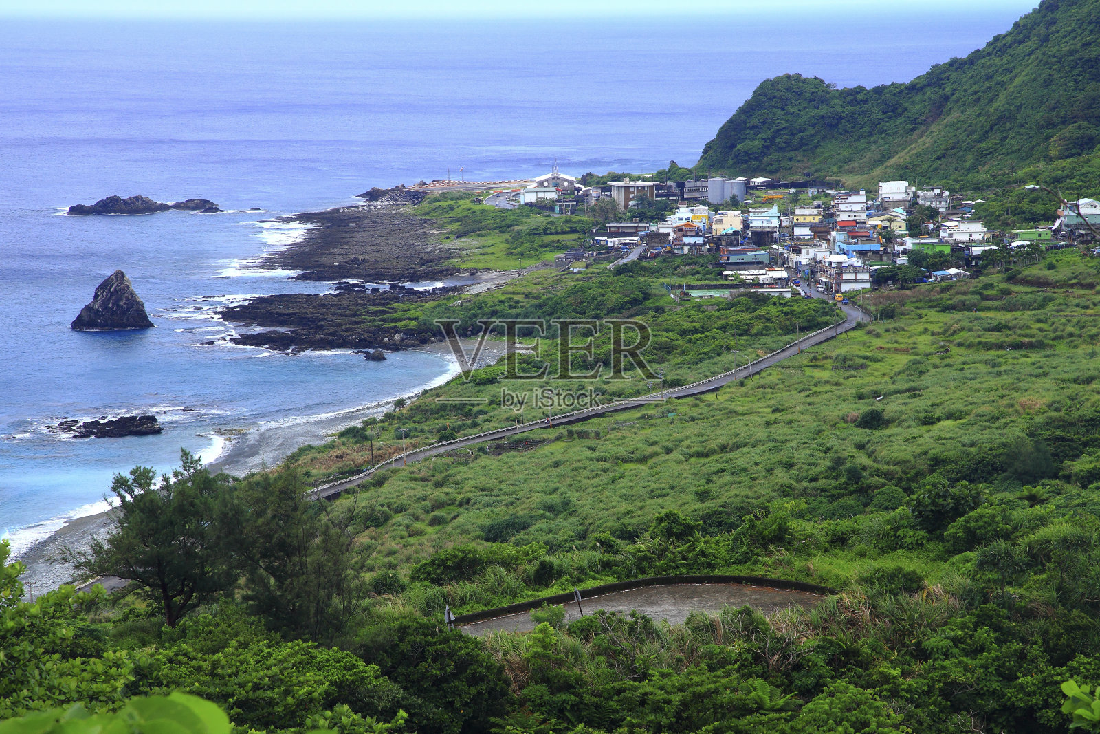 台东兰屿沿岸洪头村照片摄影图片