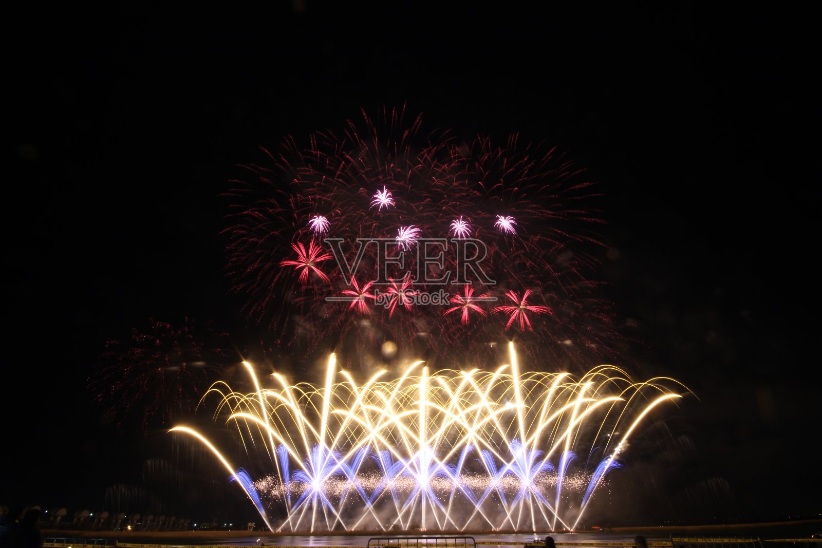 2018 库瓦纳苏伊戈烟花节照片摄影图片