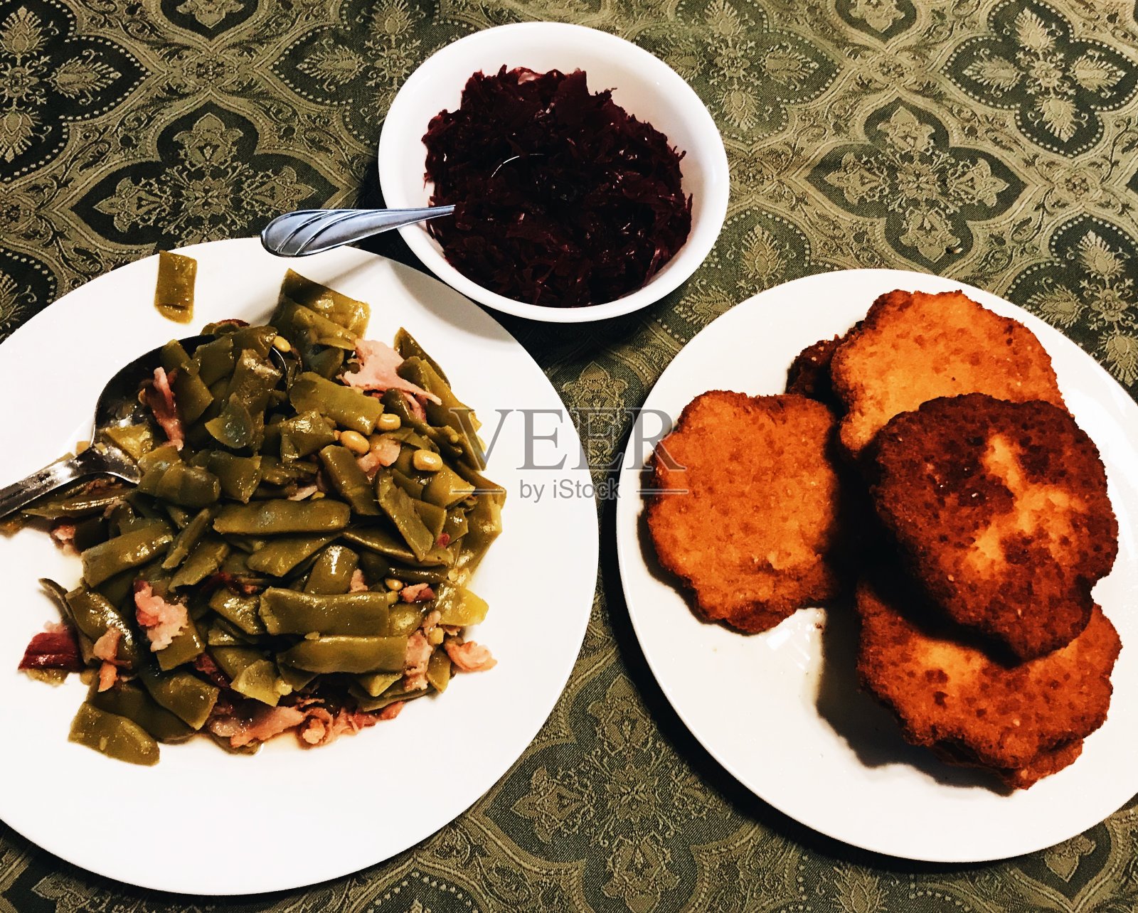 传统的猪肉炸肉排照片摄影图片