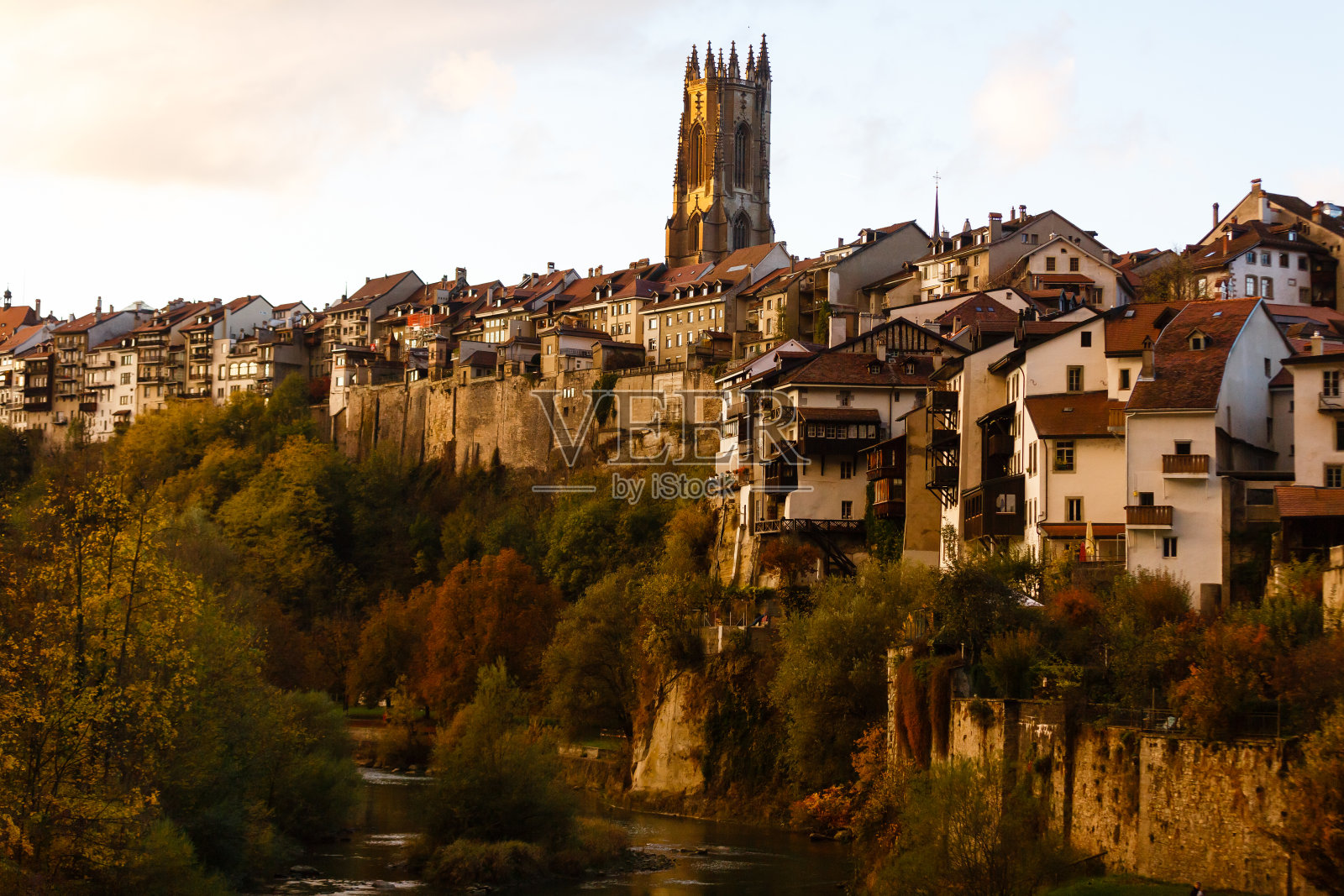 瑞士弗里堡的中世纪历史房屋景观照片摄影图片