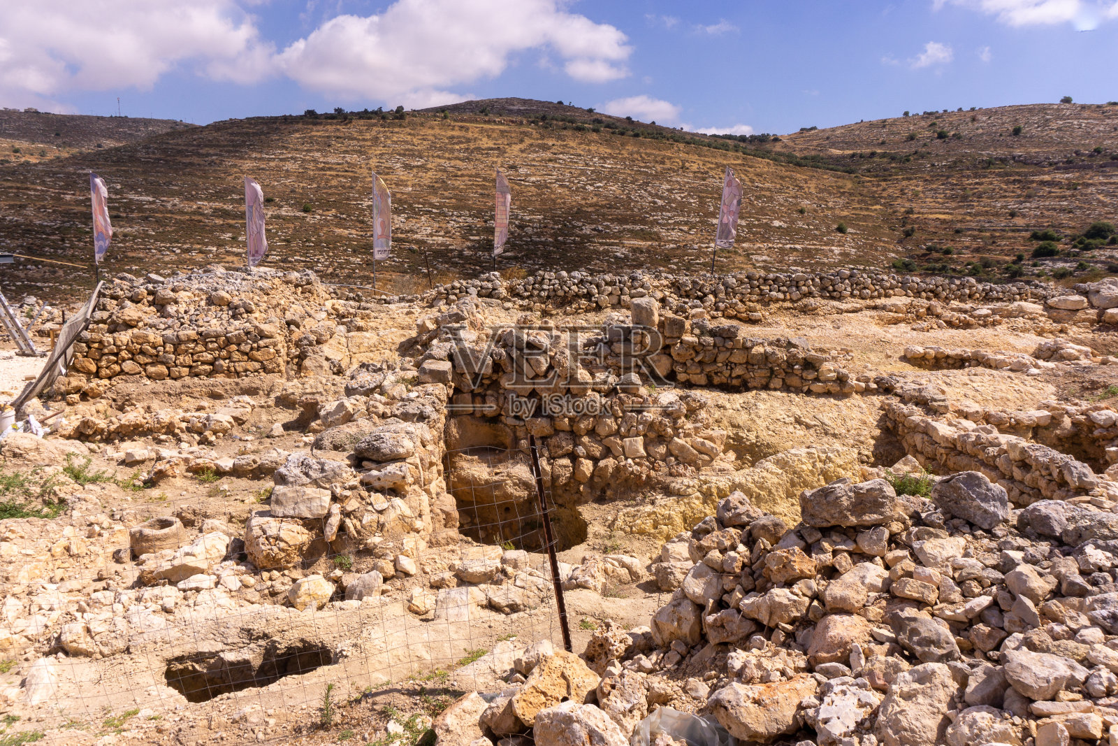 撒玛利亚考古公园的挖掘现场照片摄影图片