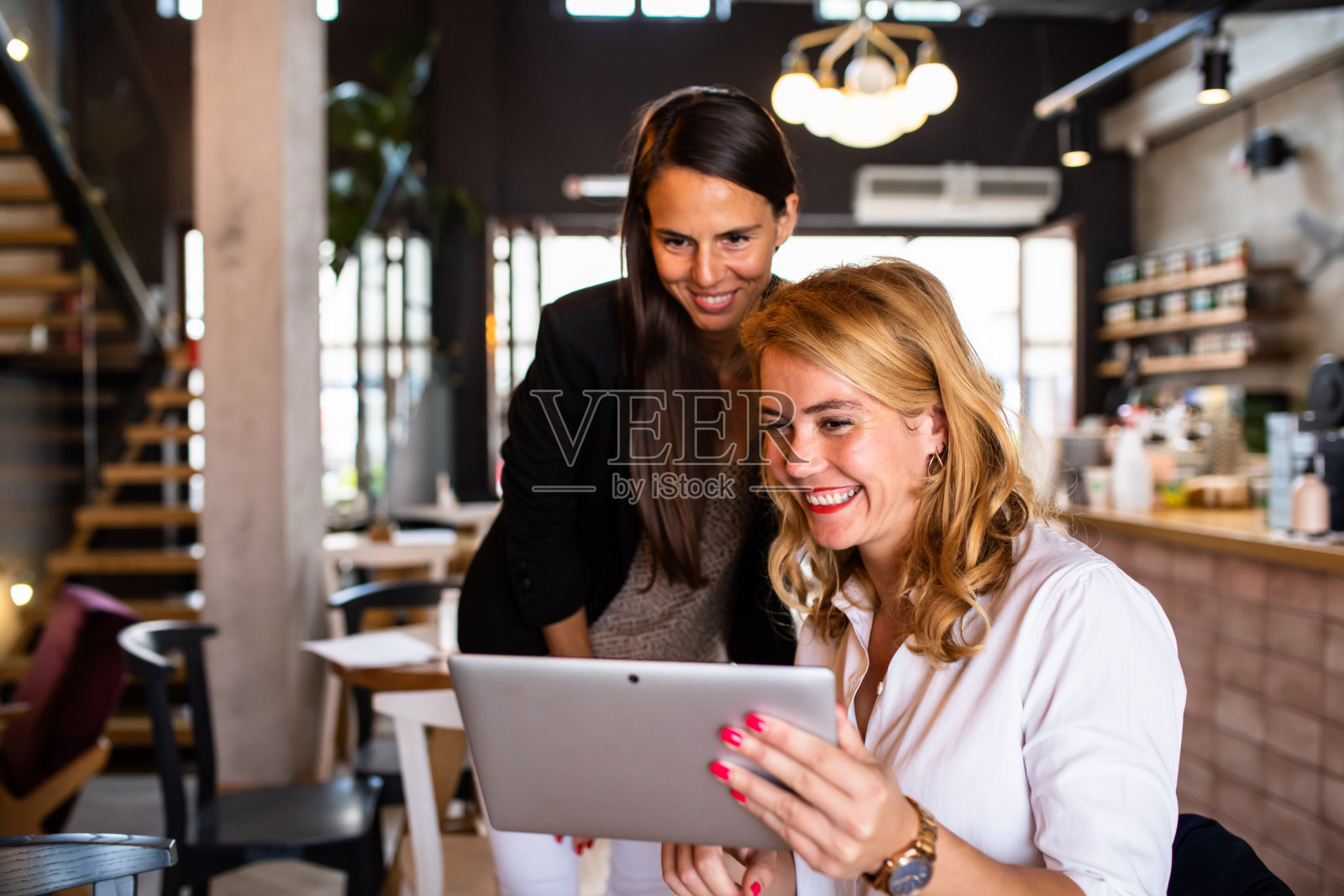 良好的工作照片摄影图片