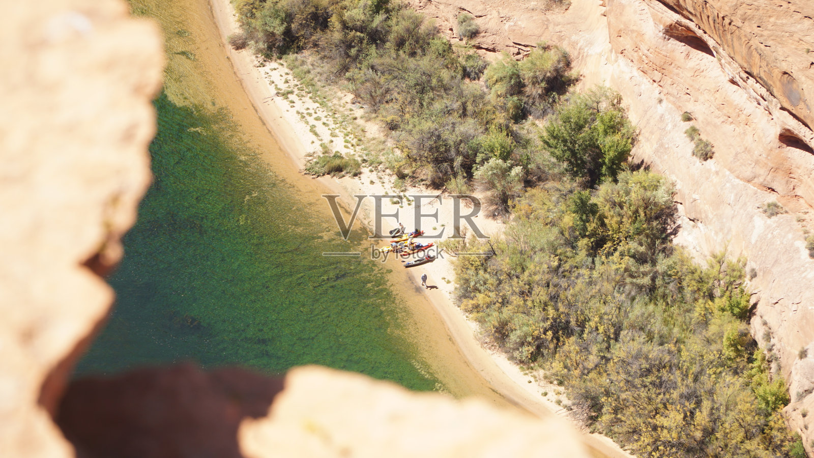 格伦峡谷大坝在科罗拉多河鲍威尔湖在亚利桑那州,美国。照片摄影图片