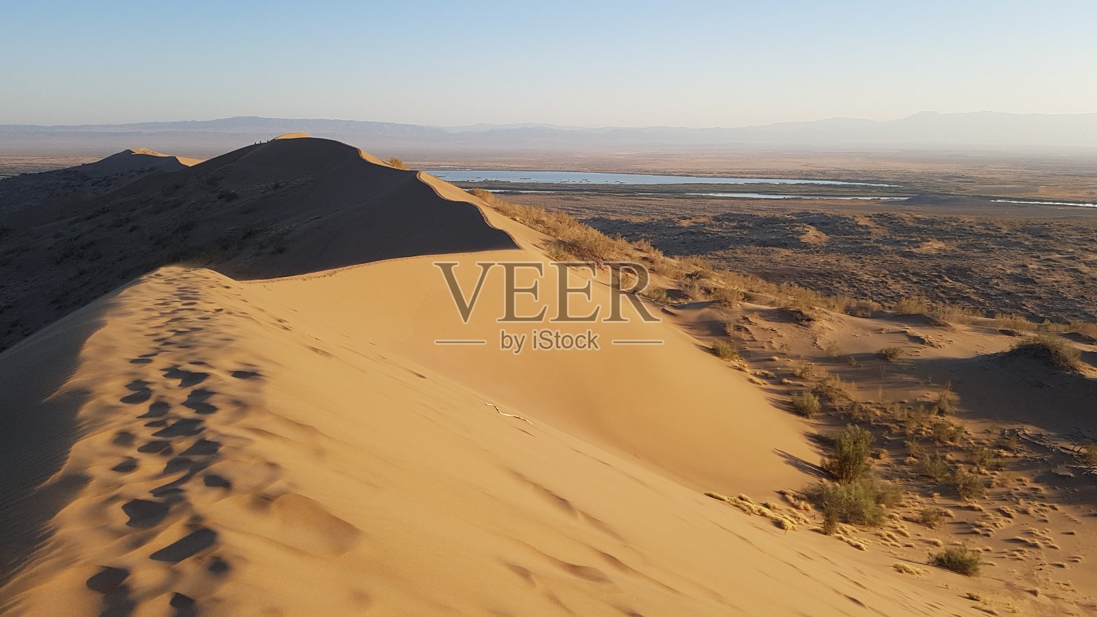 神奇歌唱沙丘,阿尔金·埃米尔国家公园,哈萨克斯坦,中亚照片摄影图片