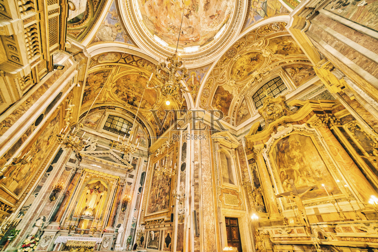 那不勒斯-联合国教科文组织世界遗产- Gesù Nuovo教堂-意大利照片摄影图片