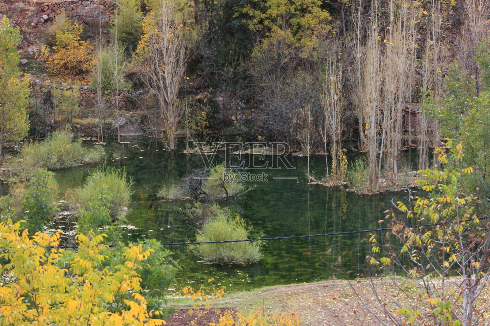 摩洛哥Taghia村美丽的秋天照片摄影图片