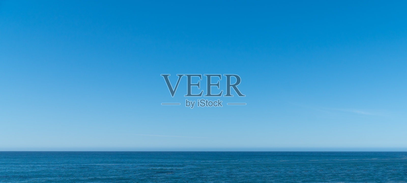 晴天全景海平线照片摄影图片