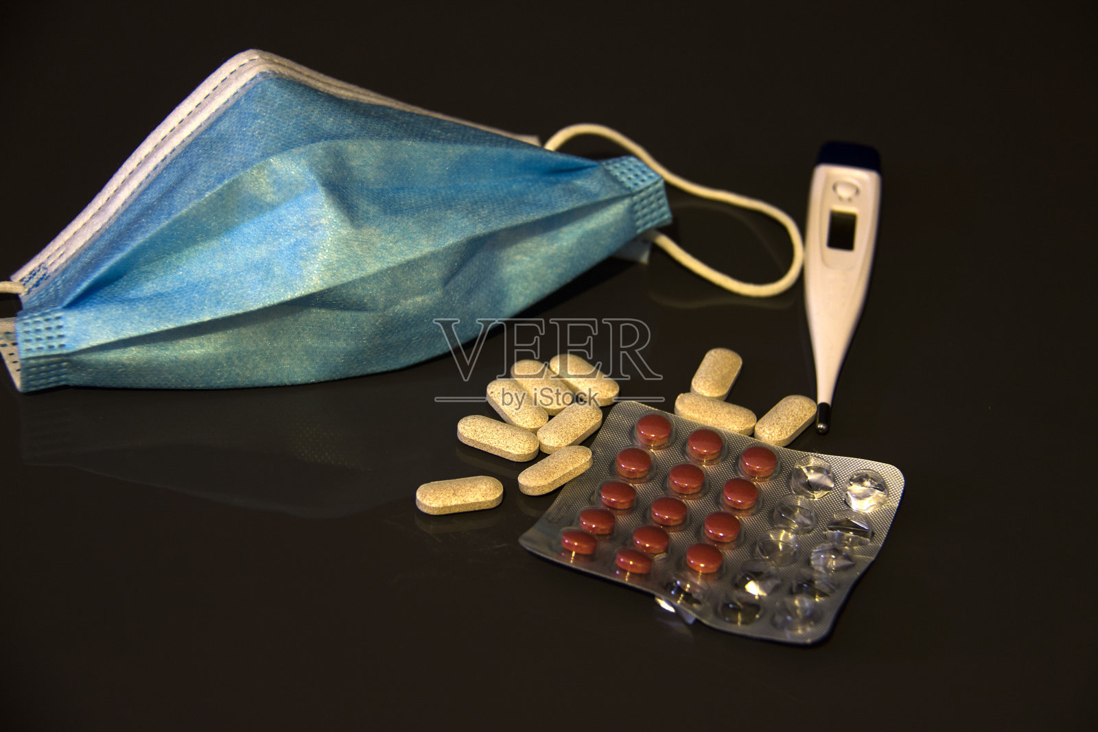 医用防护口罩,含药物照片摄影图片