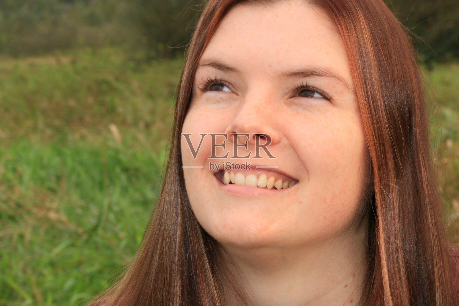 微笑的头像照片摄影图片