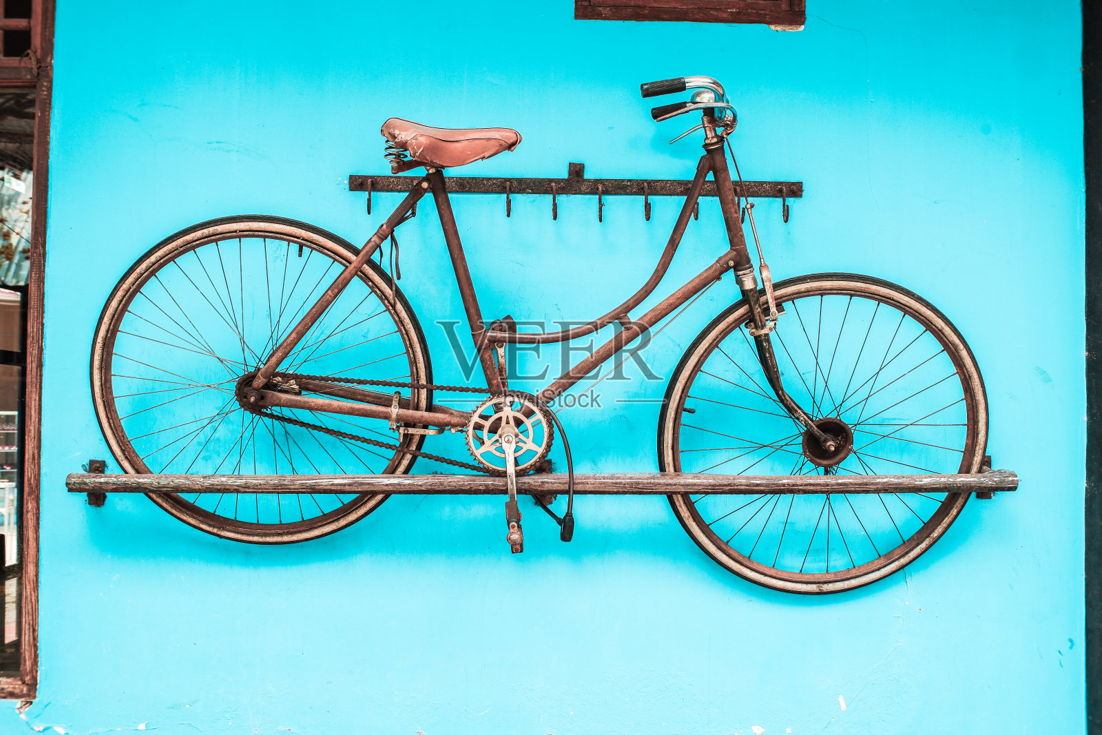 一辆古董自行车在艺术市场森吉吉照片摄影图片