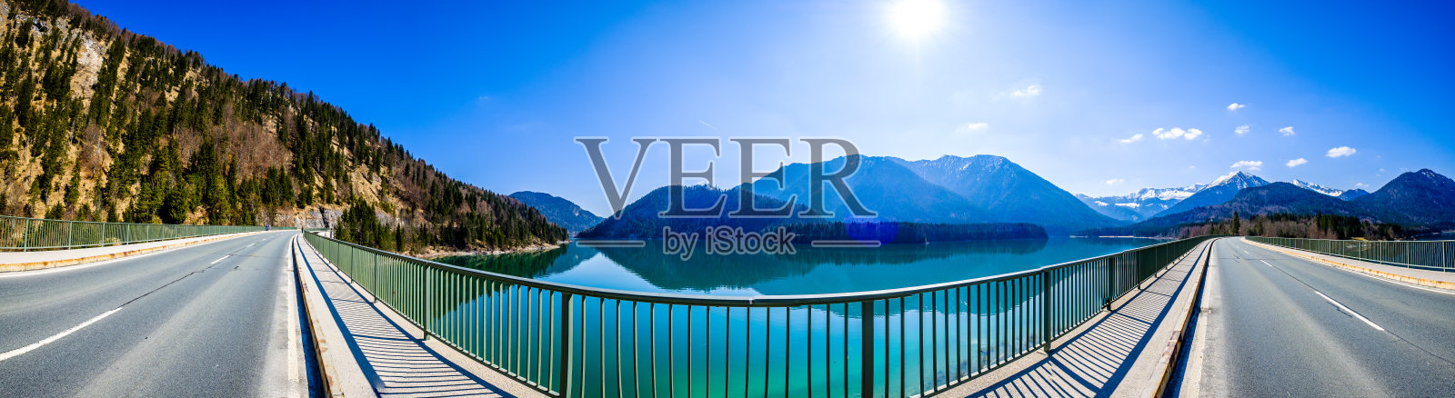 巴伐利亚的Sylvensteinspeicher湖照片摄影图片