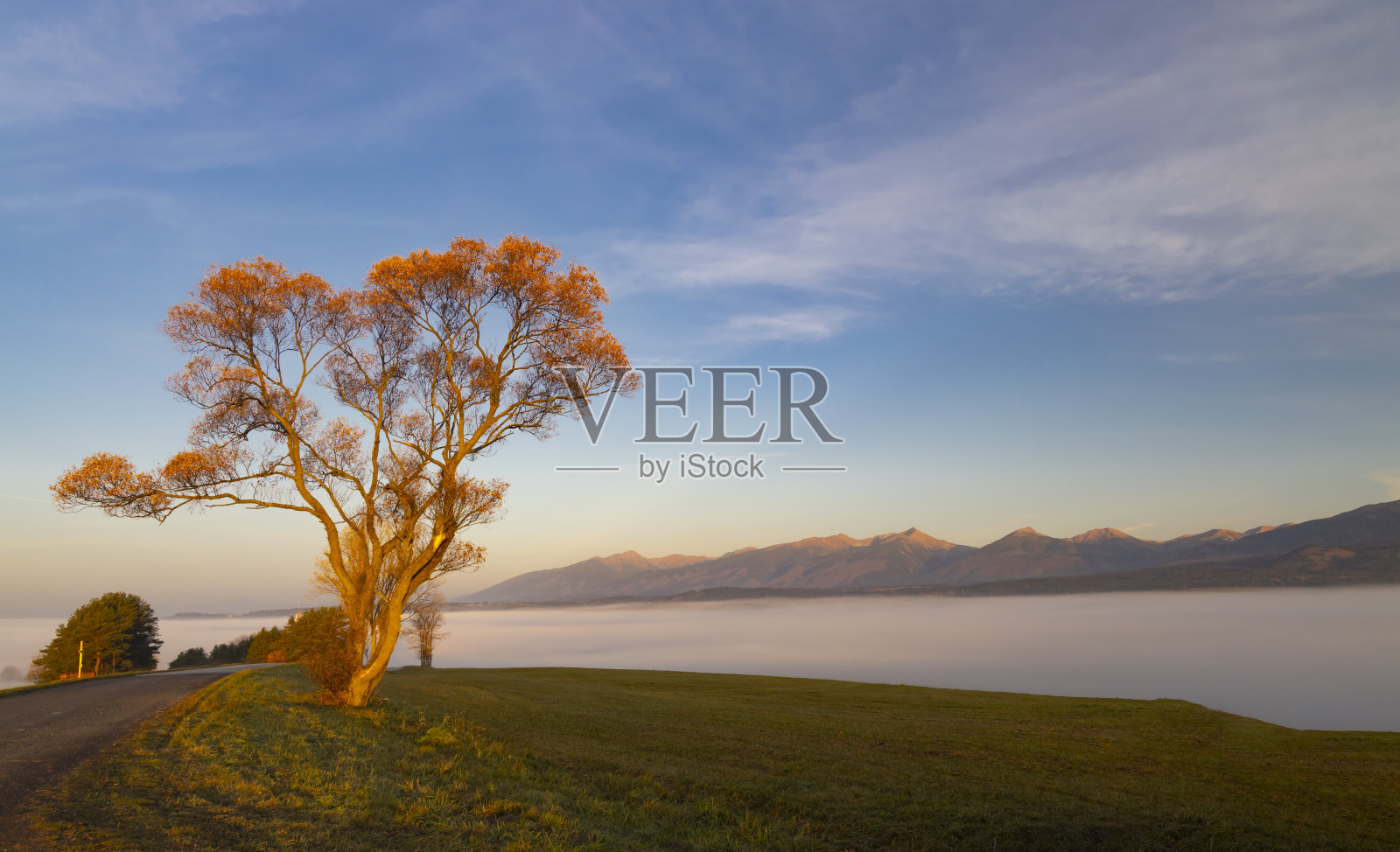 秋天的高塔特拉,斯洛伐克照片摄影图片