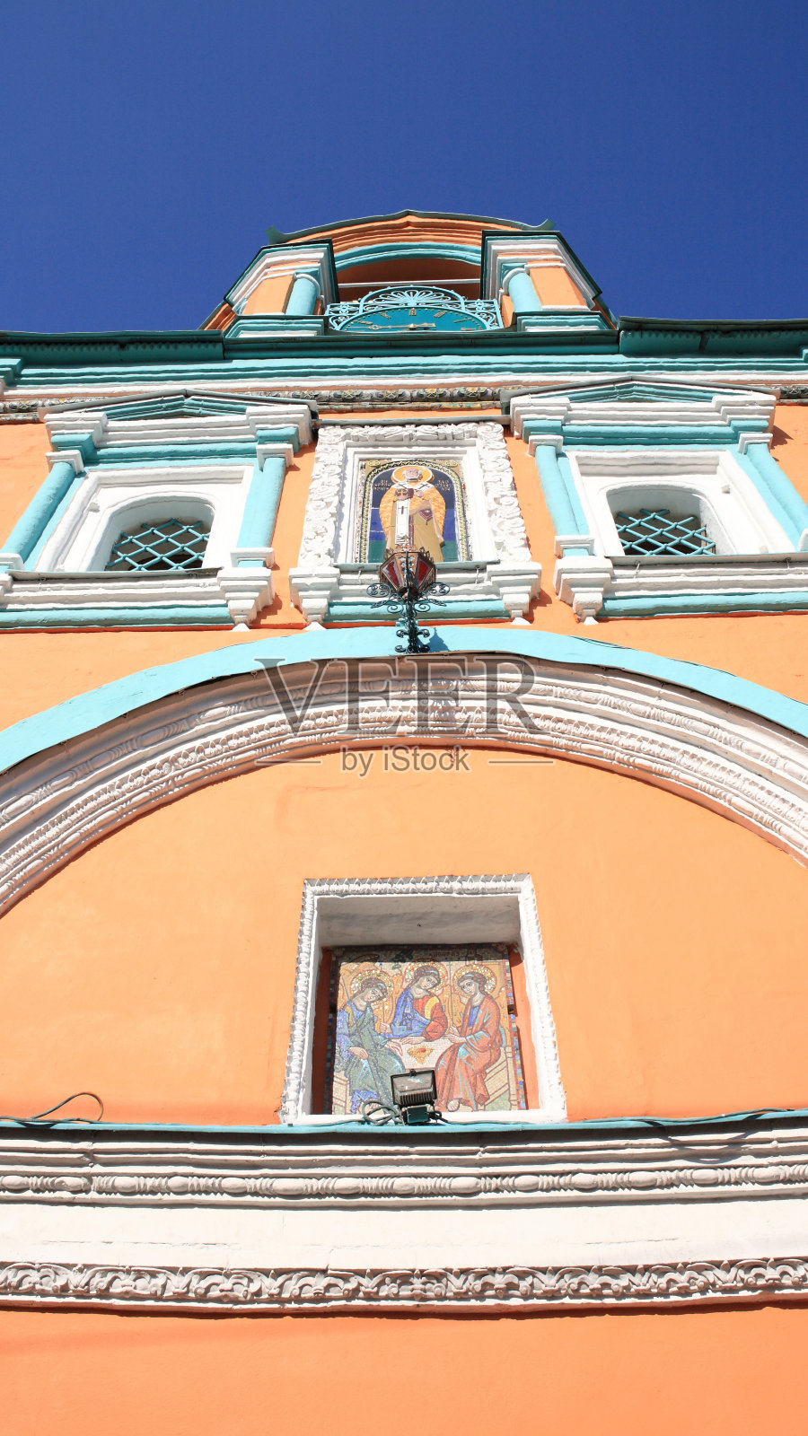 白天的教堂照片摄影图片