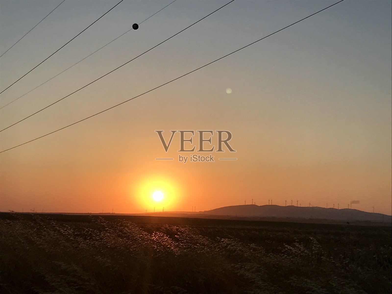 令人惊叹的日落颜色的风景照片摄影图片