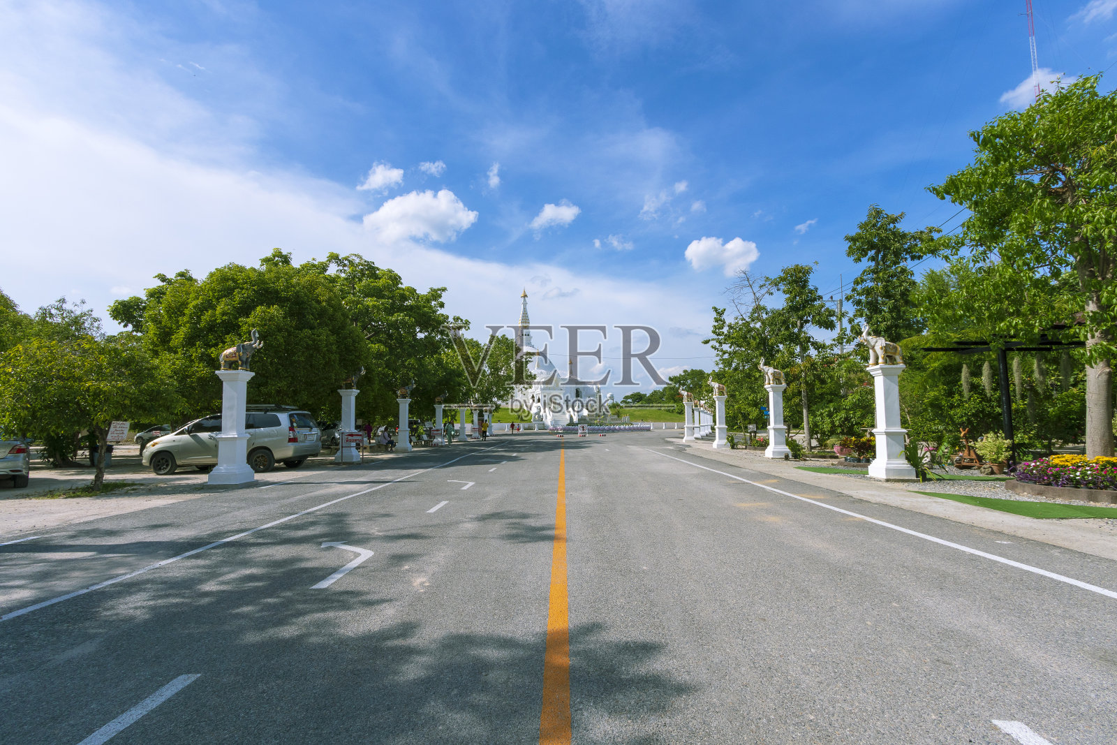 在泰国大城府府那空寺有美丽的宝塔。照片摄影图片