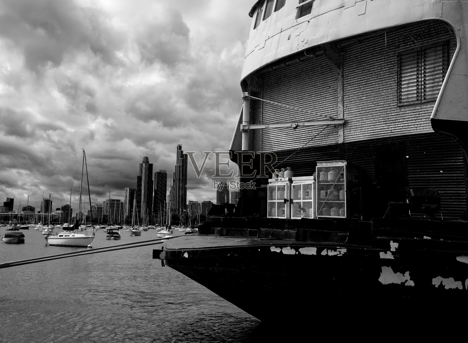 渡船。黑与白的芝加哥照片摄影图片