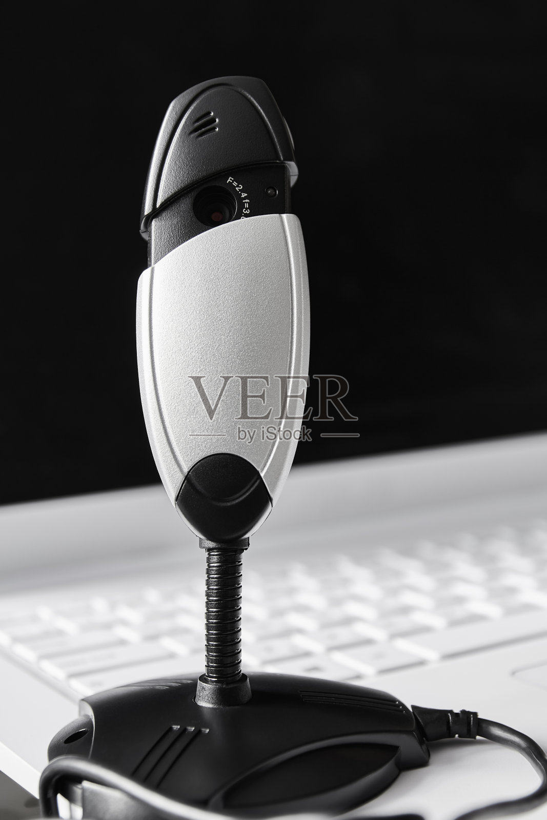 可移动网络摄像头连接到笔记本电脑usb照片摄影图片