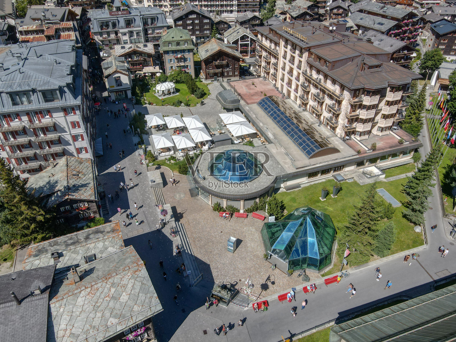 瑞士阿尔卑斯山泽马特镇的地区视图照片摄影图片