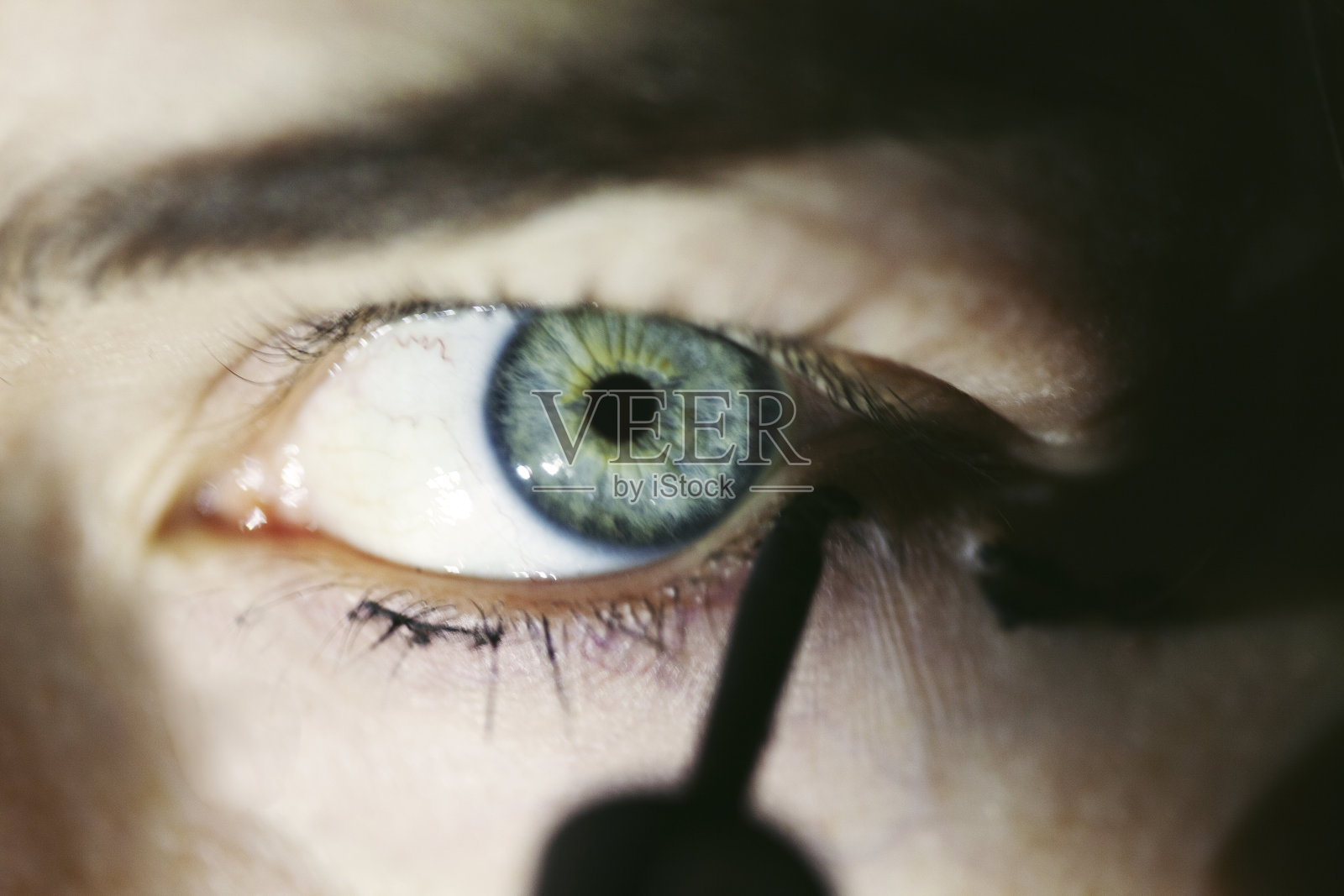 女孩在化妆照片摄影图片