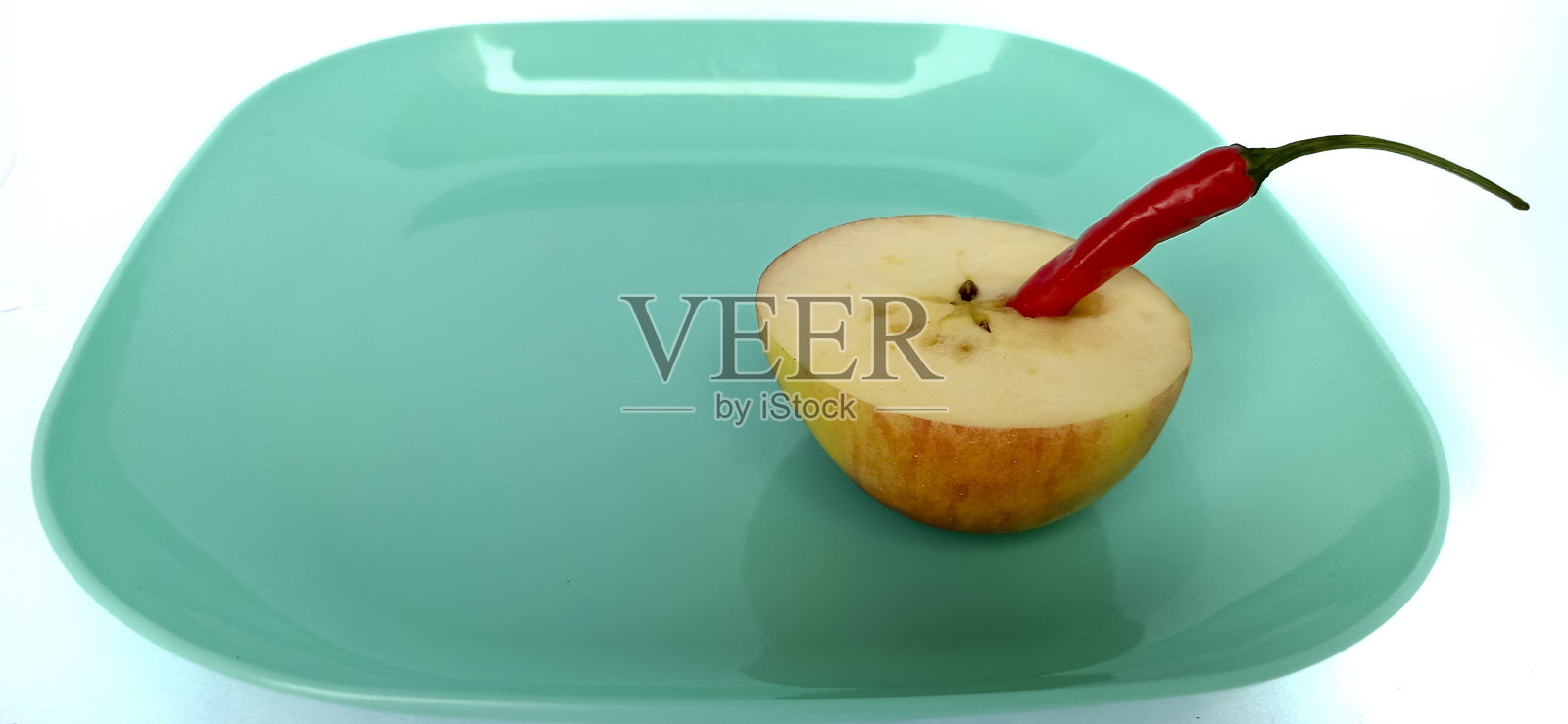 容器中的水果照片摄影图片