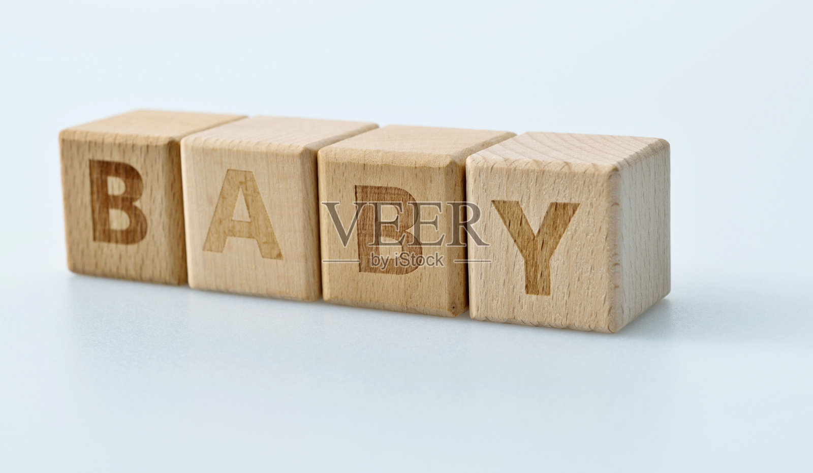 带有单词baby的积木照片摄影图片