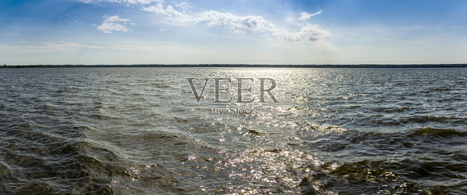 Liutsymer湖照片摄影图片