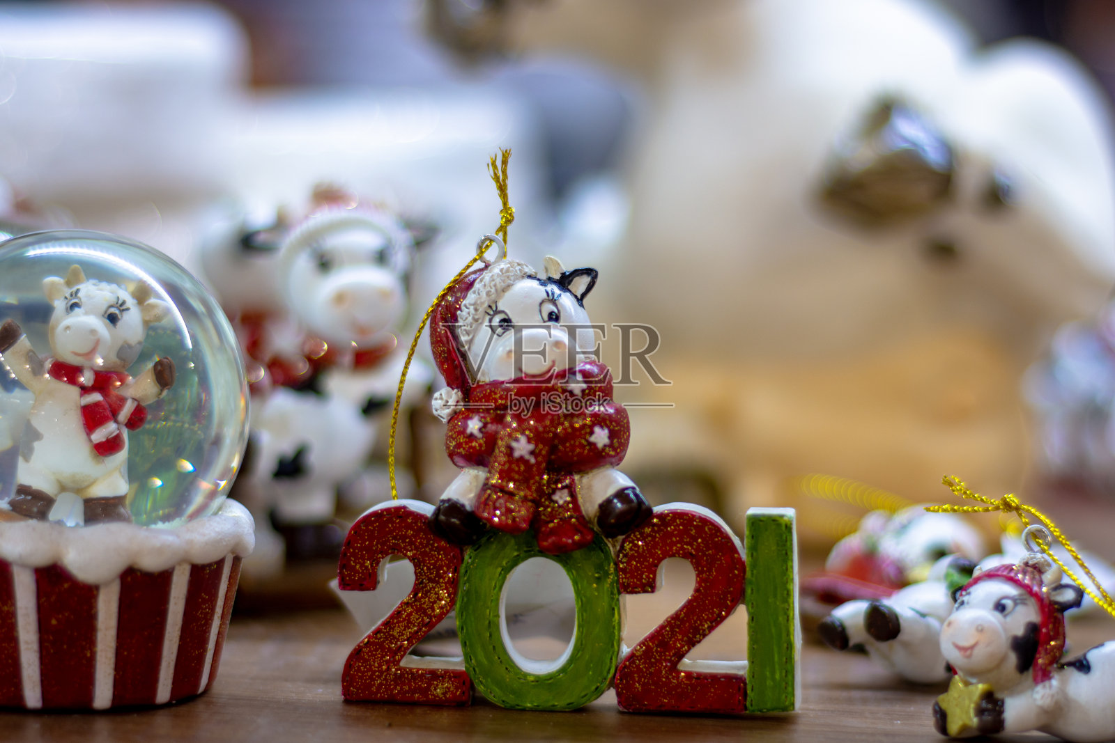 2021年是牛年。公牛的形象和形象照片摄影图片