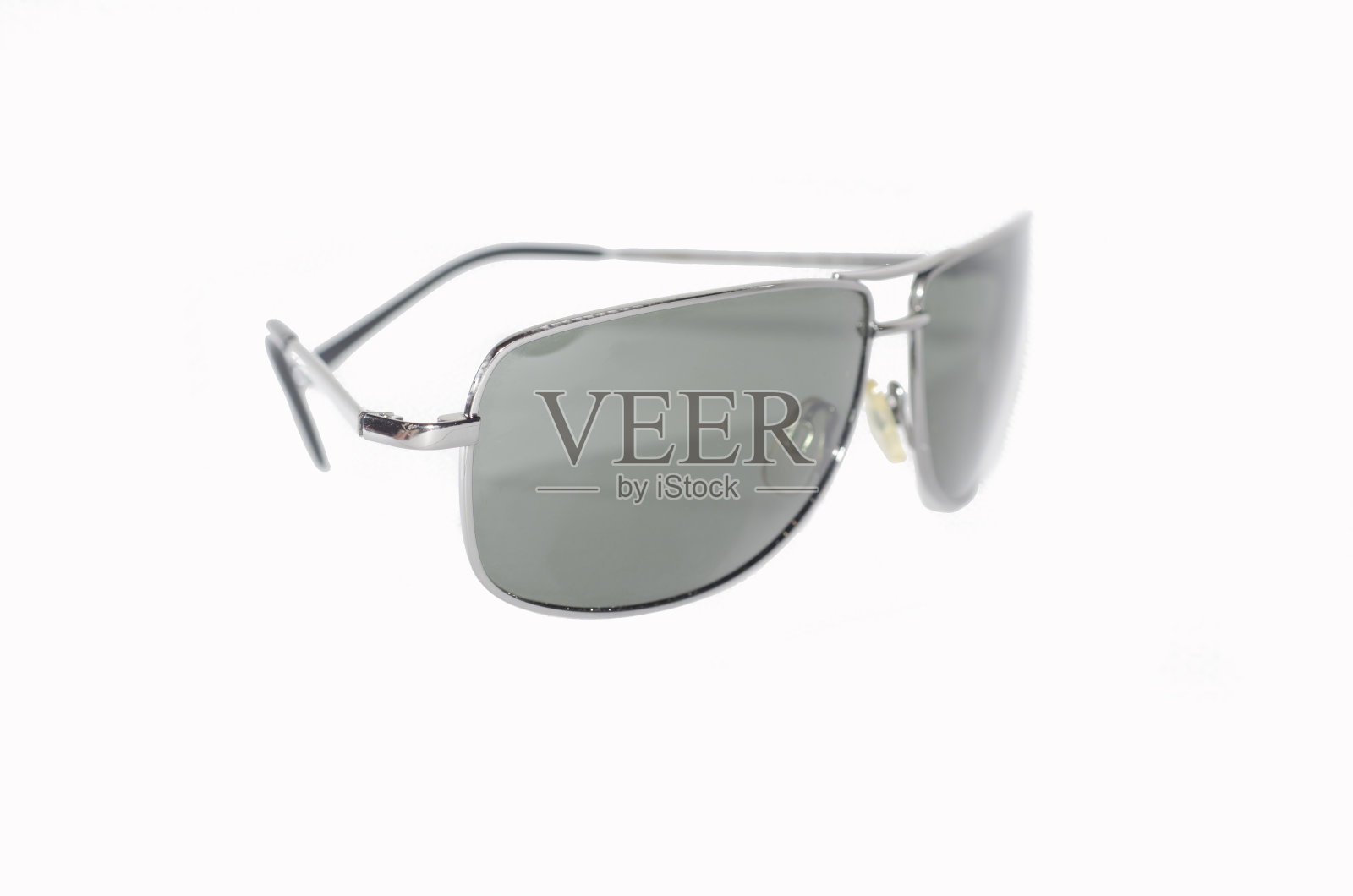 现代太阳镜上的白色背景照片摄影图片